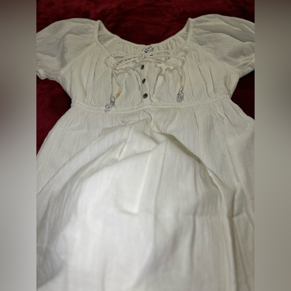 GAP Tops - Ladies GAP White Baby Doll Shirt (M)